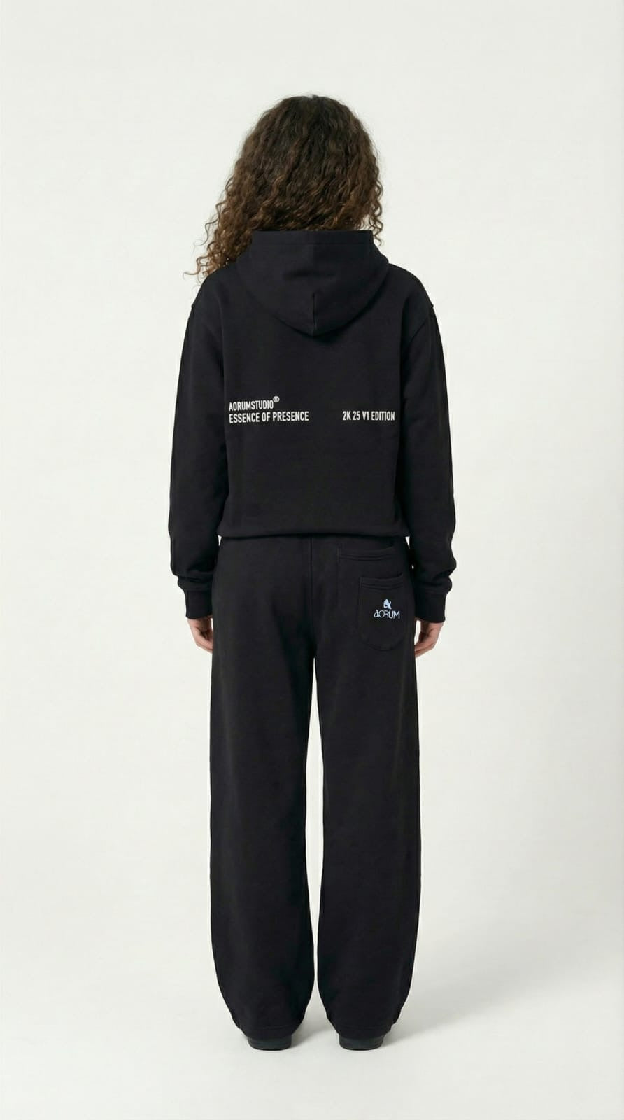 aorum v1 black cropped fit hoodie